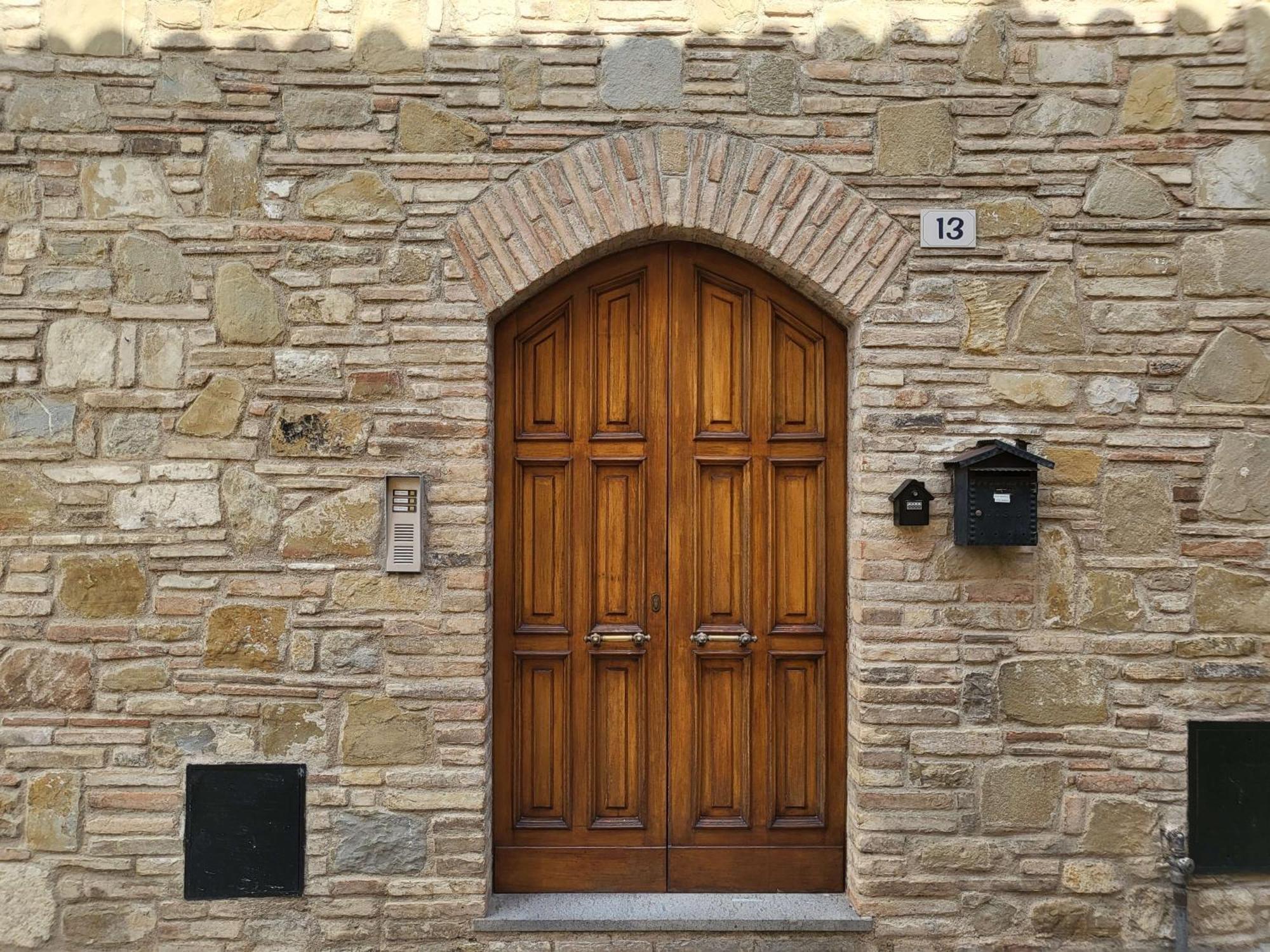 Appartamento Con Camino In Centro Storico Bevagna Eksteriør bilde